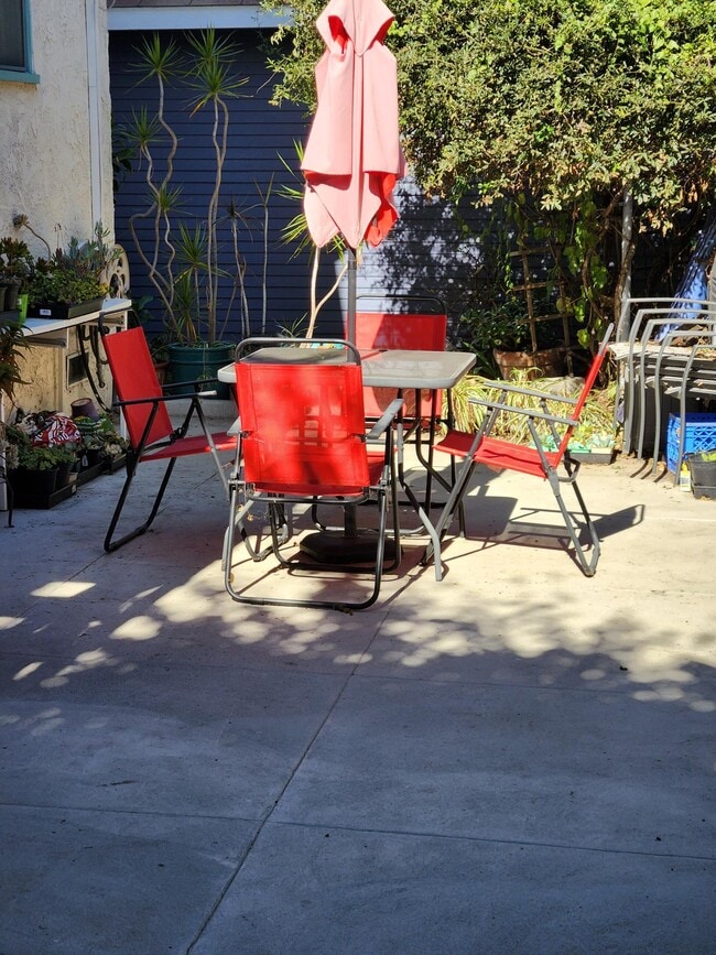 Patio trasero - 304 N Colorado Pl Unidad 304