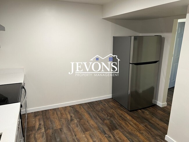 Photo - $1,000 Rent Credit if move-in occurs befor...