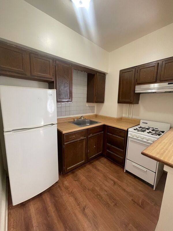 Photo - 912 St Paul St Unidad - #2R