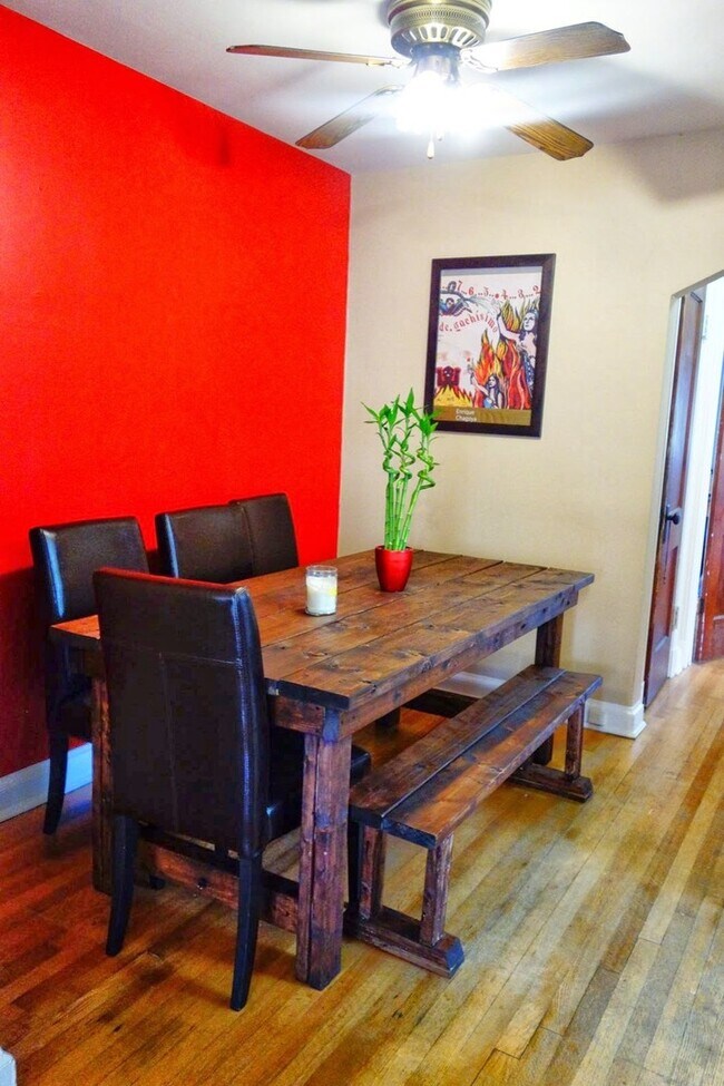 Photo - 8408 Greenwood Ave Unit 3