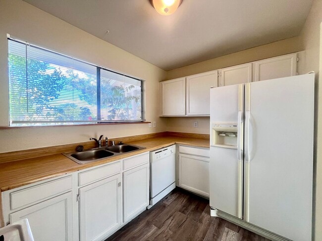Photo - Move in Special! Bedroom 1.5 Bathroom 1 Car Garage