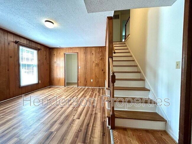 Photo - 9211 Robert Frost Ln