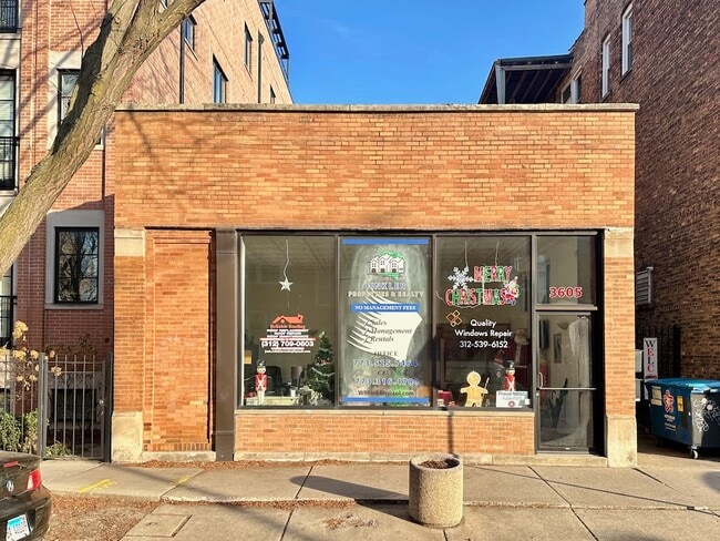 Building Photo - 3605 N Damen Ave Unit 1