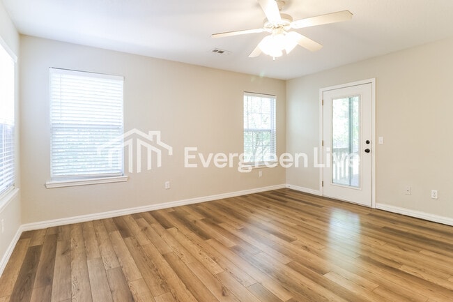 Photo - 9 Ormskirk Ln