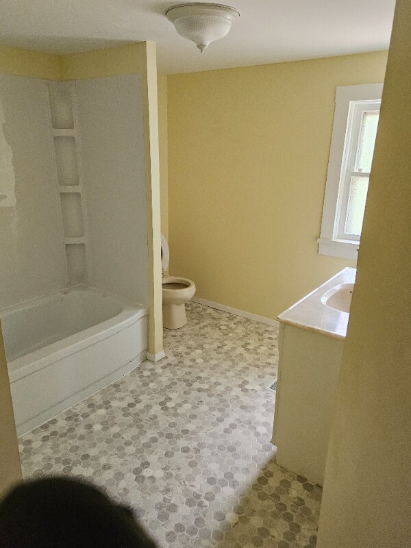 Photo - 14 Iowa St House
