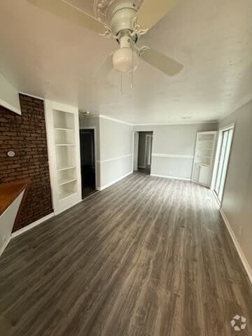 Building Photo - 3111 Colorado Ave Rental