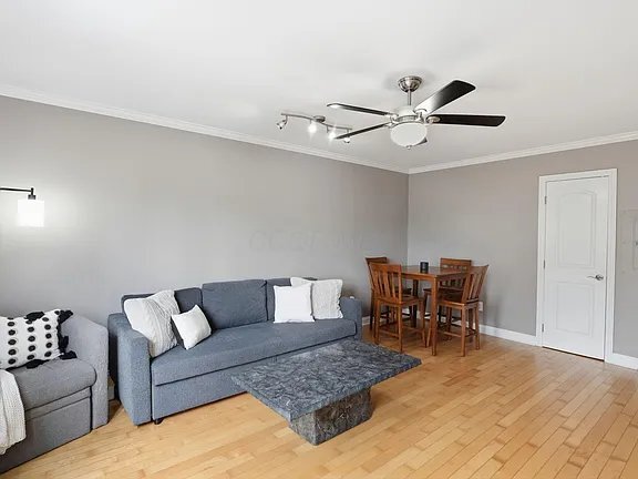 Photo - 1397 Broadview Ave