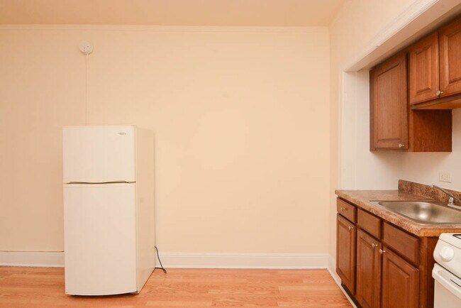 Photo - 3335 W Diversey Ave Unit D631