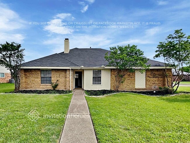 Building Photo - 2113 Stein Way