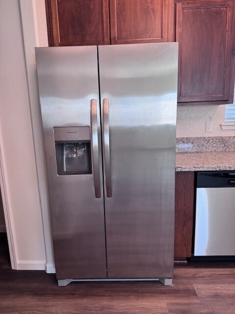 Astoria Place