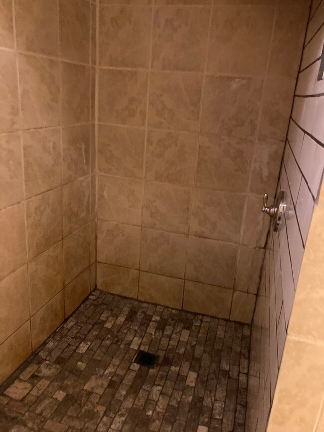 Photo - 220 Apartments Unit Bottom