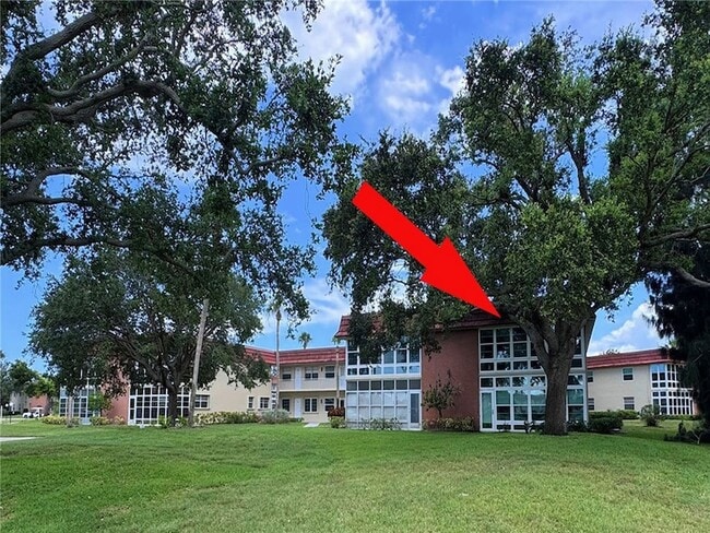 Building Photo - 50 Woodland Dr Unit 207