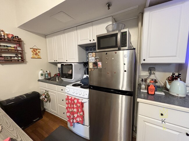 Photo - 1477 Beacon St Unit 2