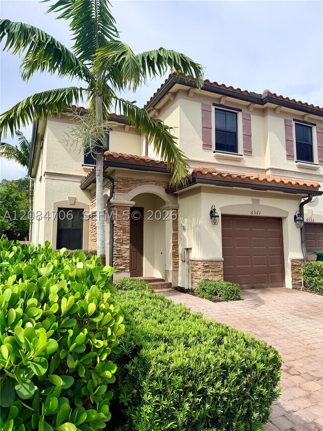 Building Photo - 6561 N Anise Ct Unit 6561