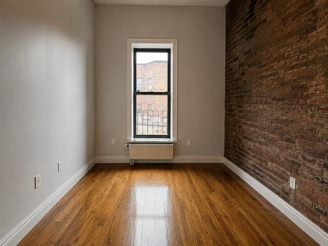 Photo - 202 E 13th St Unidad 5H