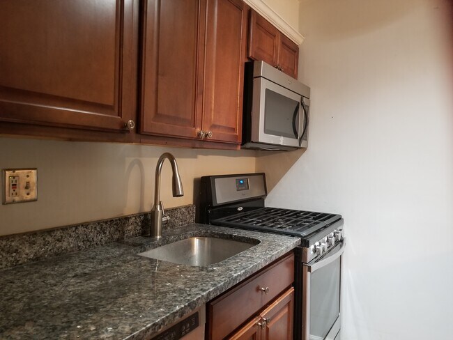 Photo - 514 Wilson Bridge Dr Unit A2