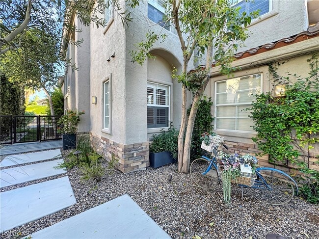 Photo - 1352 Fox Acres Dr