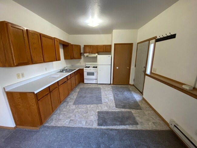 Photo - Large 2 Bedroom in Faribault Unit MCP 1711-#2