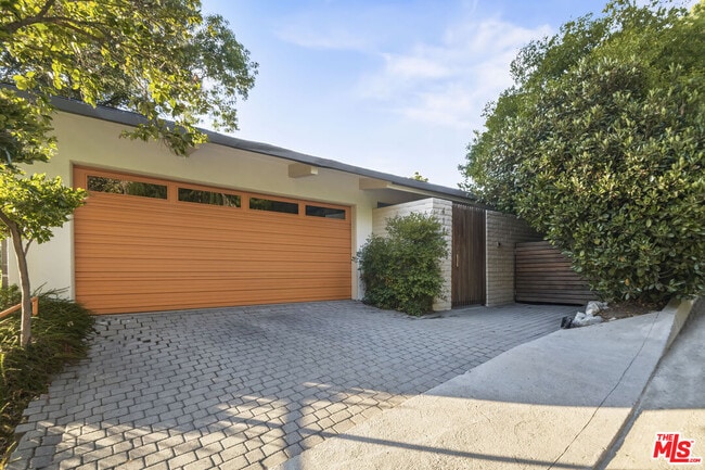 Photo - 4116 Witzel Dr House