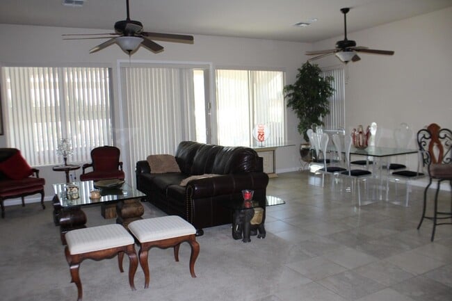 Photo - 40433 Corte San Carlos