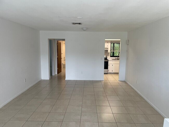 Photo - 10022 8th St