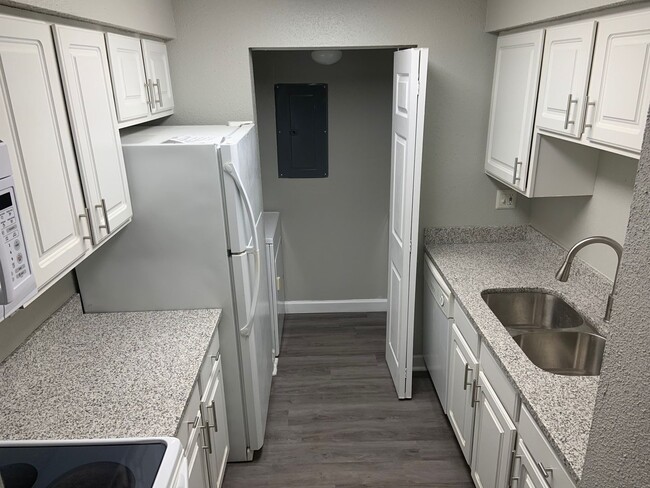 Photo - 3756 Idlebrook Cir