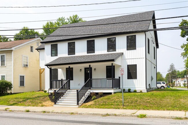 Photo - 7441 S Broadway