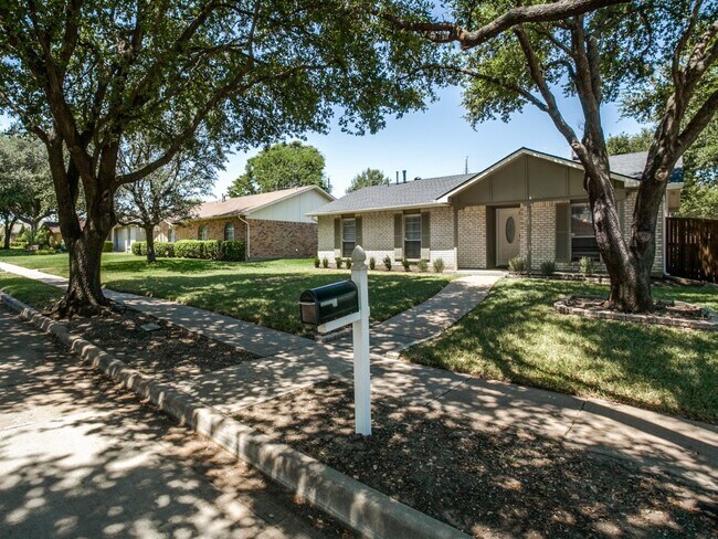 Building Photo - 901 Goodwin Dr Rental