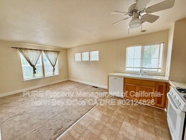 Building Photo - 565 Jorgensen St Unit A Rental