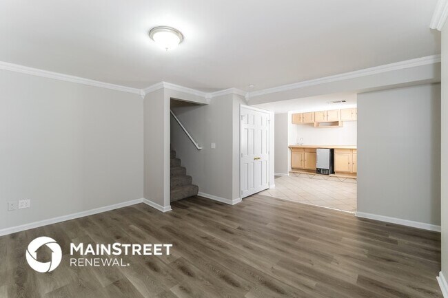 Photo - 18417 Spruce St