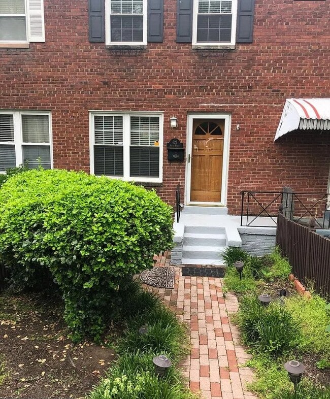 Photo - 627 S Henry St
