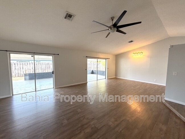 Photo - 8721 NW 47th St