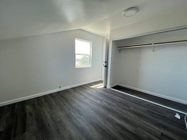 Photo - Fully renovated 4 bedroom 3 bathroom in National City!