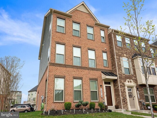 Building Photo - 10514 Norbourne Farm Rd Rental