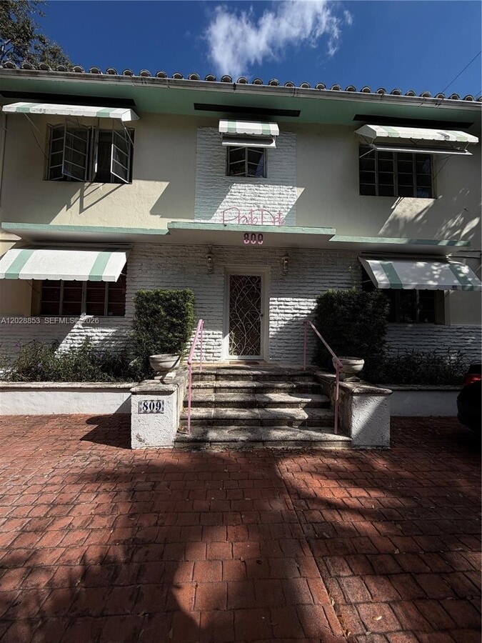 Photo - 809 Ferdinand St Unit 3
