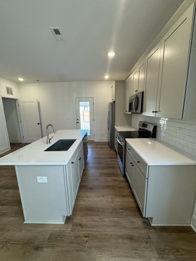 701 Martin St