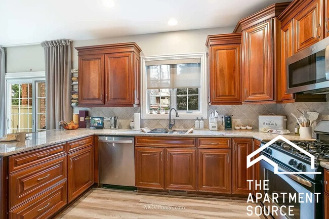 Photo - 148 Kimball St