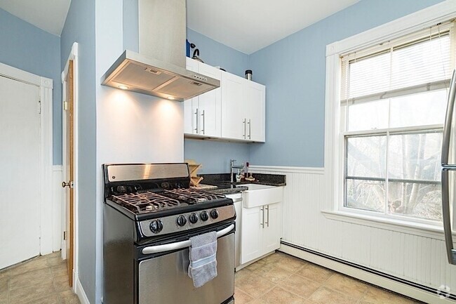 Building Photo - 140 Columbia St Unit #1 Rental