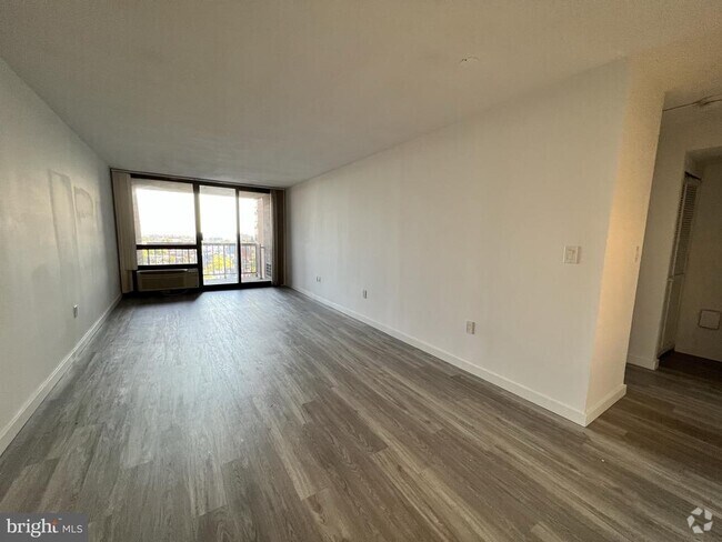 Building Photo - 233 S 6th St Unit 1312B Rental