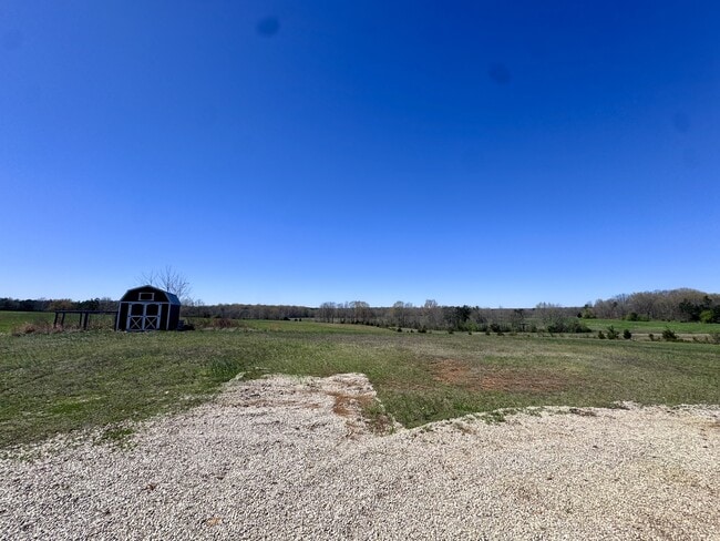 Photo - 3690 Old Airport Rd