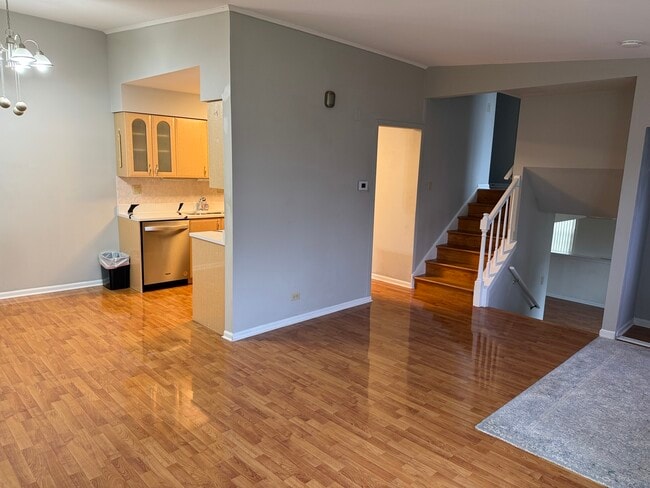 Photo - 410 Ashwood Ct Unit 410
