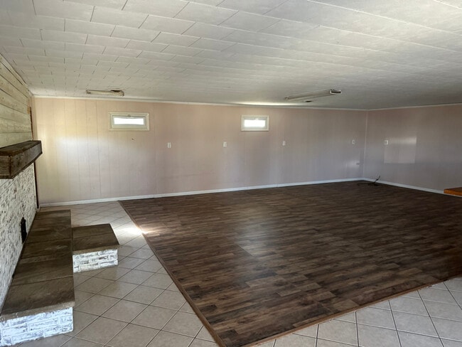 Photo - 2745 Adamsville Rd