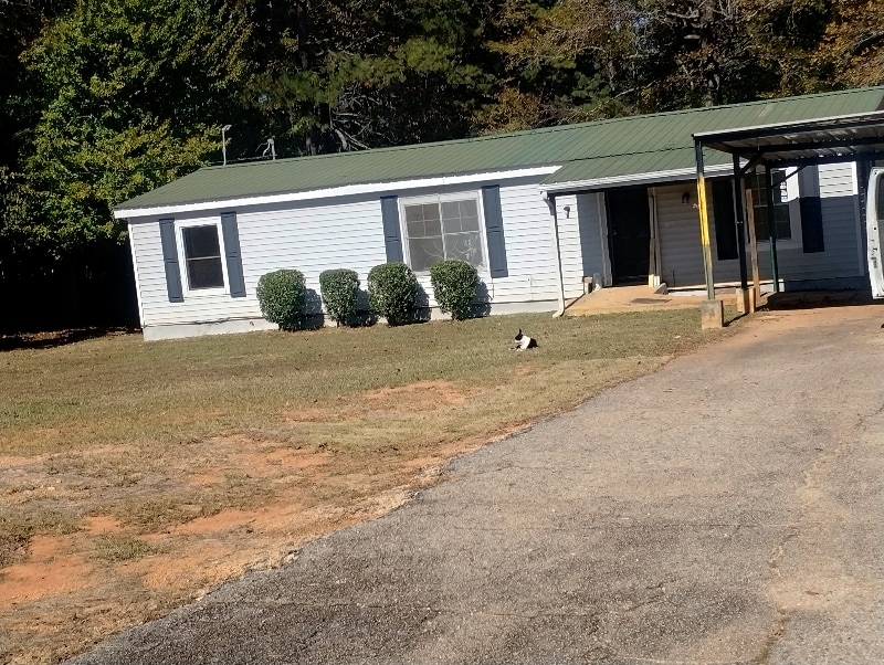 Photo - 210 Wares Cross Rd