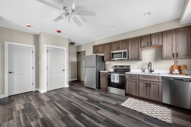 Photo - 1430 DeKalb Ave