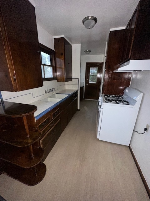 Building Photo - 14435 Califa St Unit 14435 Rental