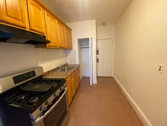 Photo - 451 Norfolk St Unit 8