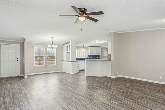 Photo - Abundant Space, Newly Remodeled 4 Bedroom ...