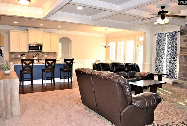 Photo - 304 White Oleander Dr