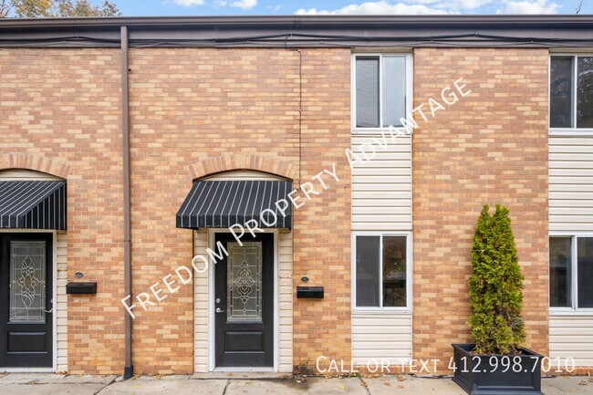 Building Photo - 320 Bank St Unit B