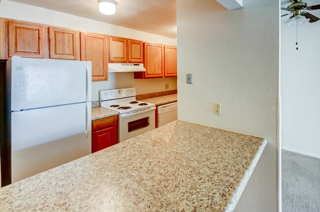 Photo - West Wind Apartments